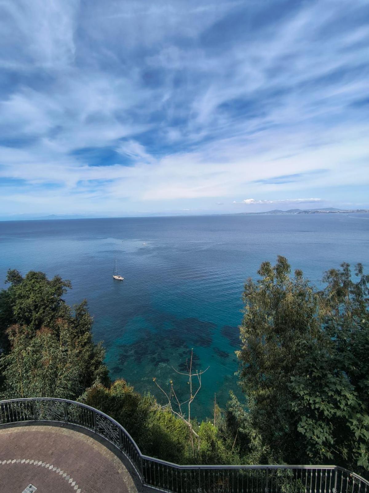 L'Incanto Suites Ischia 卡萨米乔拉泰尔梅 外观 照片